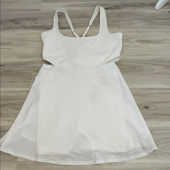 Abercrombie & Fitch Dresses & Skirts - NWT Abercrombie &Fitch White sleeveless Dress w side cut out Sz Med